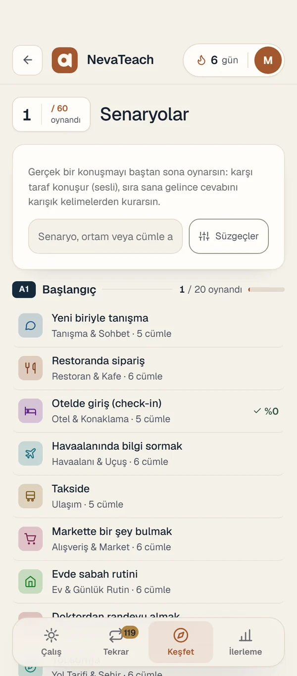 Senaryolar ekranı: otel, restoran, havaalanı diyaloglarının listesi